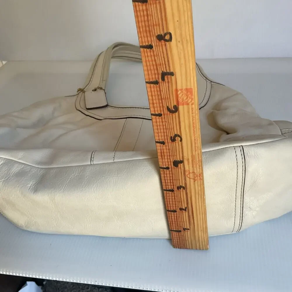 Vintage Coach Ergo 12248 Pleated Kisslock Cream Leather Satchel Y2K